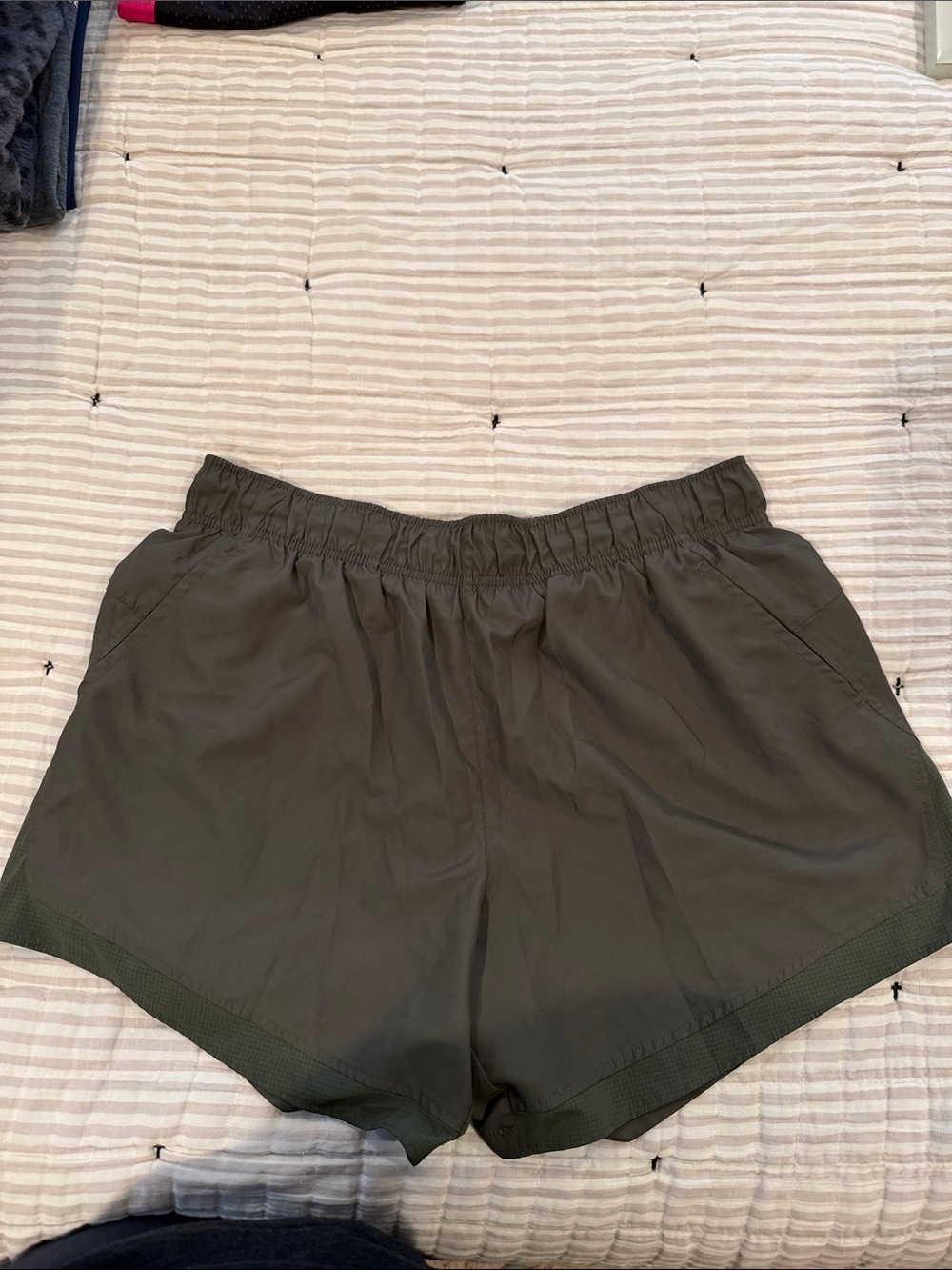 Athletic Works Women's Elastic Waist Athletic Shorts - Olive